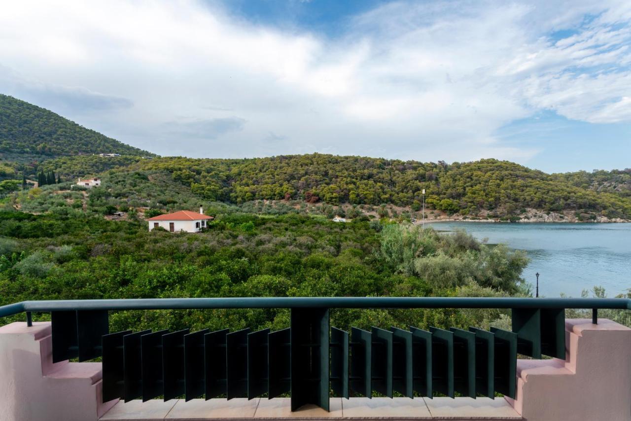 Binji Hotel Epidaurus Eksteriør billede